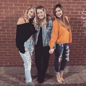 Meet your Posher, Lydia